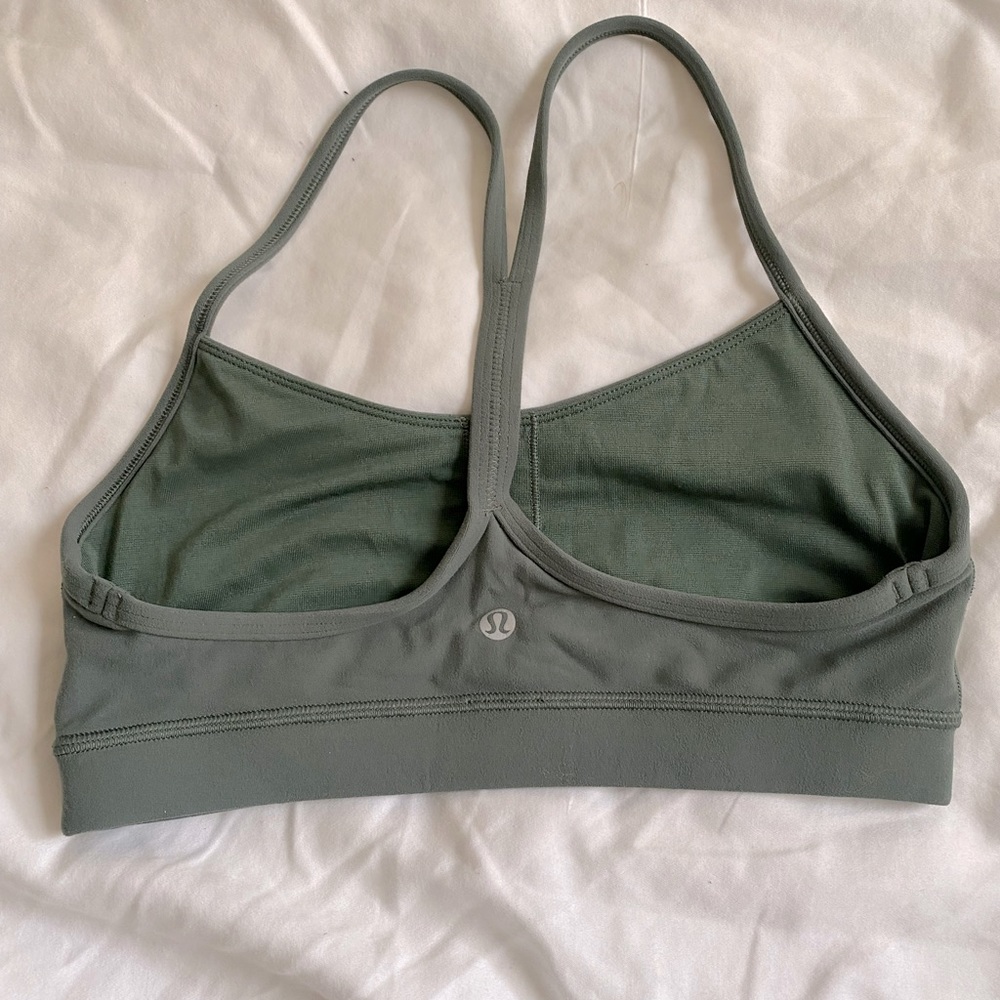 Lululemon sports bra (size 4)